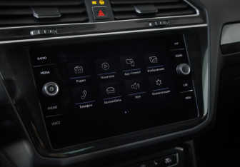 Подержанный автомобиль Volkswagen Tiguan 2017 года (14 фото)