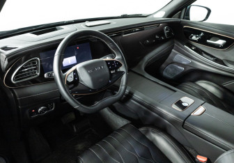 Подержанный автомобиль Exeed VX 2024 года (11 фото)