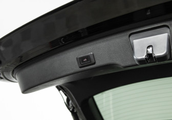 Подержанный автомобиль Haval F7x 2023 года (23 фото)