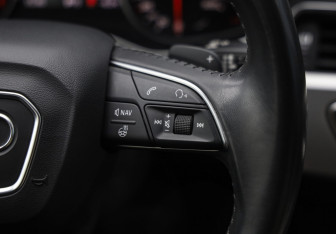 Подержанный автомобиль Audi A4 Sedan 2019 года (22 фото)