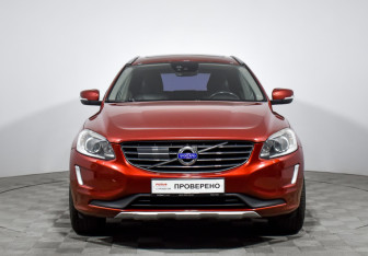 Подержанный автомобиль Volvo XC60 2015 года (2 фото)