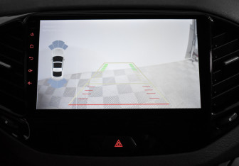 Подержанный автомобиль LADA (ВАЗ) Vesta Sedan 2018 года (16 фото)