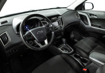 Подержанный автомобиль Hyundai Creta 2017 года (11 фото)