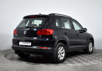 Подержанный автомобиль Volkswagen Tiguan 2013 года (5 фото)