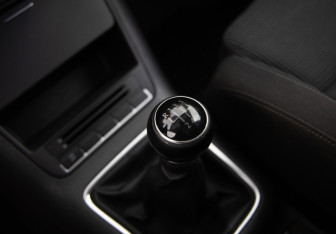 Подержанный автомобиль Volkswagen Golf Plus 2012 года (15 фото)