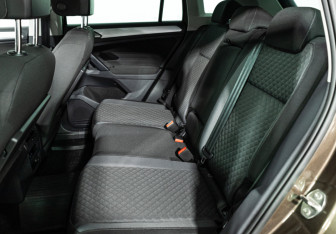 Подержанный автомобиль Volkswagen Tiguan 2017 года (10 фото)