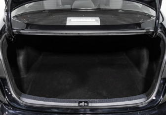 Подержанный автомобиль Toyota Corolla Sedan 2020 года (15 фото)