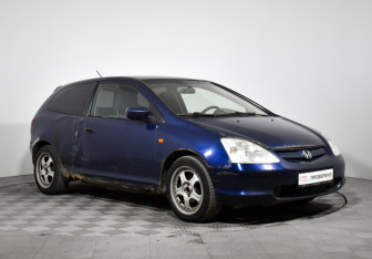 Подержанный автомобиль Honda Civic Hatchback 2002 года (3 фото)