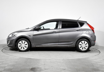 Подержанный автомобиль Hyundai Solaris Hatchback 2011 года (8 фото)