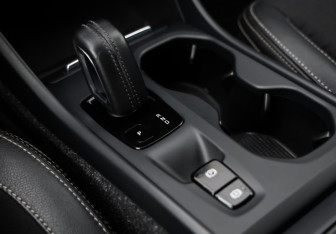 Подержанный автомобиль Volvo XC40 2019 года (21 фото)