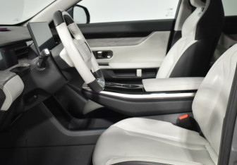 Подержанный автомобиль Jetour Dashing 2023 года (11 фото)