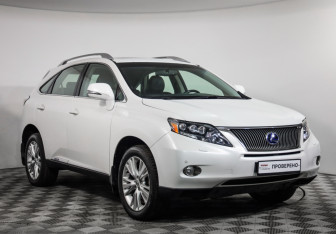 Подержанный автомобиль Lexus RX 2011 года (3 фото)