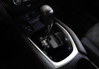 Подержанный автомобиль Nissan Qashqai 2017 года (18 фото)