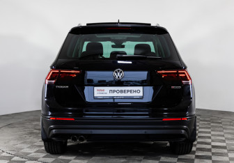 Подержанный автомобиль Volkswagen Tiguan 2019 года (6 фото)