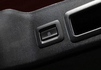 Подержанный автомобиль Mazda 3 Hatchback 2019 года (23 фото)