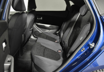 Подержанный автомобиль Kia Rio Hatchback 2014 года (11 фото)