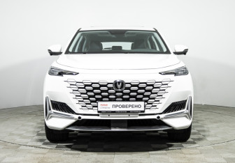 Подержанный автомобиль Changan UNI-K 2022 года (2 фото)