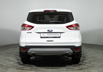 Подержанный автомобиль Ford Kuga 2014 года (6 фото)