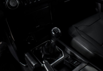 Подержанный автомобиль Toyota Land Cruiser Prado 2016 года (11 фото)