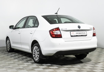 Подержанный автомобиль Skoda Rapid Liftback 2019 года (7 фото)