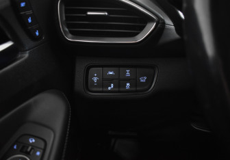 Подержанный автомобиль Hyundai Santa Fe 2020 года (18 фото)