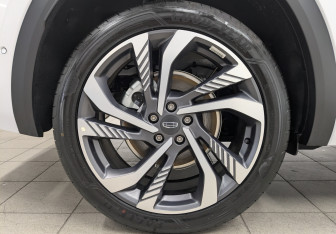 Новый Geely Monjaro 2025 (7 фото)