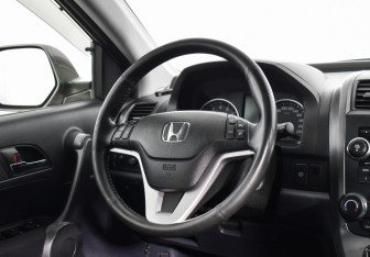 Подержанный автомобиль Honda CR-V 2007 года (14 фото)