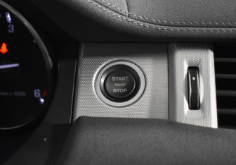 Подержанный автомобиль Land Rover Range Rover Evoque 2014 года (19 фото)