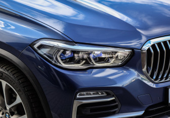 Подержанный автомобиль BMW X5 2020 года (11 фото)