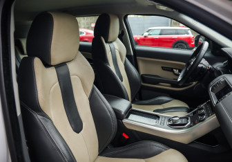Подержанный автомобиль Land Rover Range Rover Evoque 2013 года (27 фото)