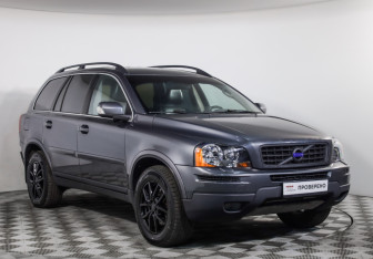 Подержанный автомобиль Volvo XC90 2008 года (3 фото)