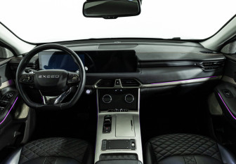 Подержанный автомобиль Exeed TXL 2023 года (13 фото)