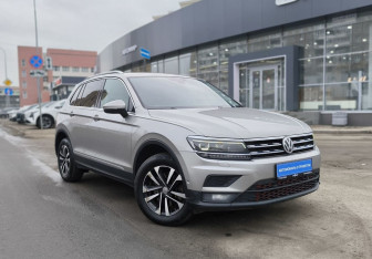 Подержанный автомобиль Volkswagen Tiguan 2019 года (3 фото)