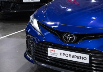 Подержанный автомобиль Toyota Camry Sedan 2021 года (6 фото)