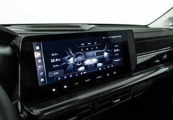 Подержанный автомобиль Haval H3 2024 года (16 фото)