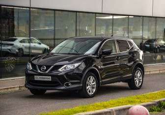Подержанный автомобиль Nissan Qashqai 2017 года (3 фото)