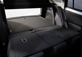 Подержанный автомобиль Volkswagen Tiguan 2021 года (22 фото)