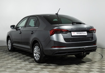 Подержанный автомобиль Skoda Rapid Liftback 2021 года (7 фото)