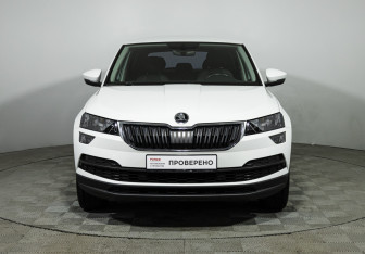 Подержанный автомобиль Skoda Karoq 2021 года (2 фото)