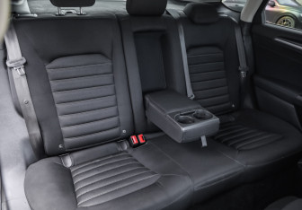 Подержанный автомобиль Ford Mondeo Sedan 2018 года (20 фото)