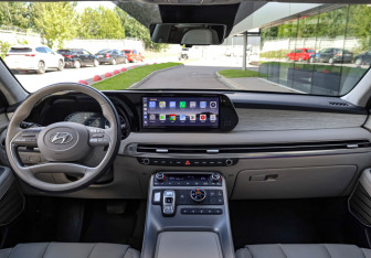 Подержанный автомобиль Hyundai Palisade 2023 года (10 фото)