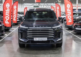 Подержанный автомобиль Exeed VX 2023 года (3 фото)