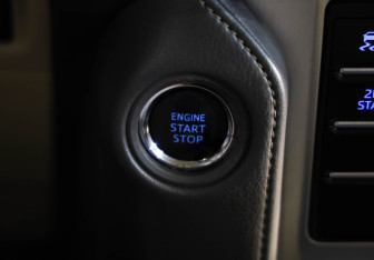 Подержанный автомобиль Toyota Land Cruiser Prado 2018 года (21 фото)