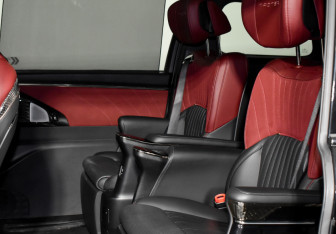 Подержанный автомобиль GAC M8 2024 года (12 фото)