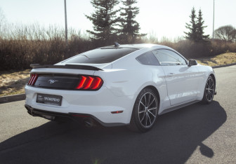 Подержанный автомобиль Ford Mustang Coupe 2020 года (16 фото)