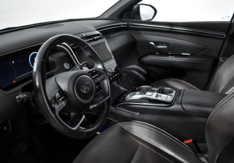 Подержанный автомобиль Hyundai Tucson 2022 года (9 фото)