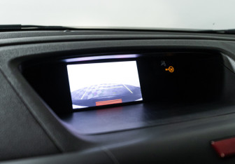 Подержанный автомобиль Honda CR-V 2013 года (15 фото)