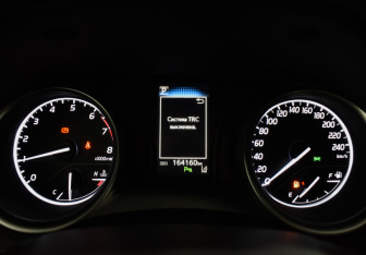 Подержанный автомобиль Toyota Camry Sedan 2019 года (22 фото)