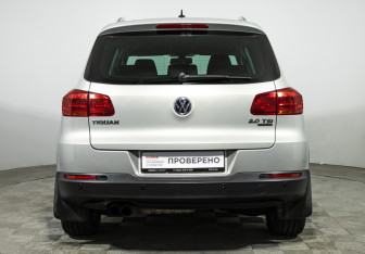 Подержанный автомобиль Volkswagen Tiguan 2013 года (6 фото)