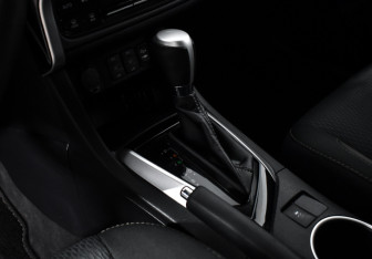 Подержанный автомобиль Toyota Corolla Sedan 2019 года (15 фото)